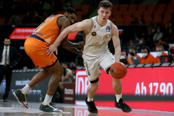 单月三分球 单月三分球