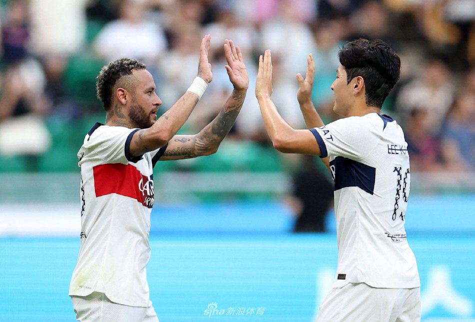 利物浦在足 利物浦在足